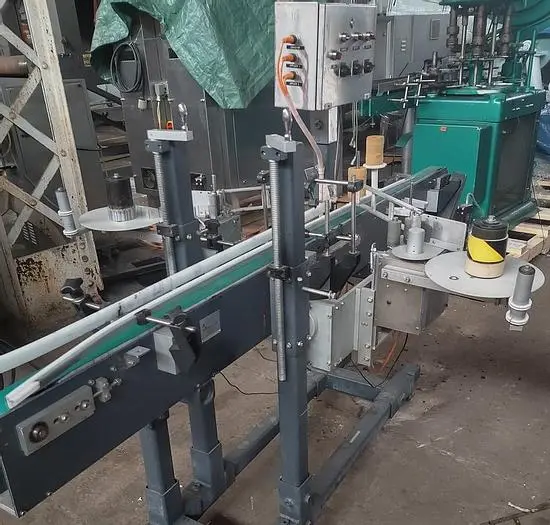 Used UNIVERSAL FRONT AND BACK LABELER  2" STRIPPERS _UNKNOWN_ Pressure Sensitive Labelers | Save on Equipment #420648