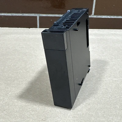 USED KEYENCE KV-7000C