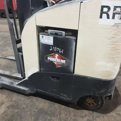 USED 2016 CROWN RR5725-45