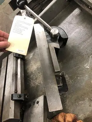 2452-440 Hardinge Lever Operated Double Tool Cross Slide, Model E