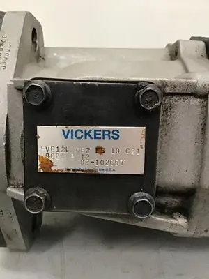 USED VICKERS PVE12LQB2ES10C21