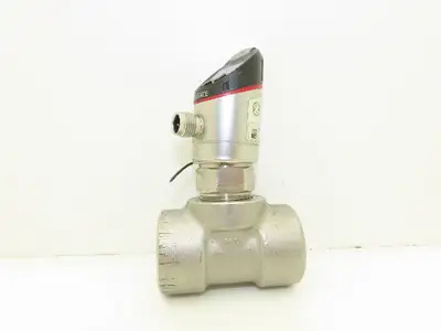 Keyence GP-M250 Digital Pressure Sensor  *Bad Seal*