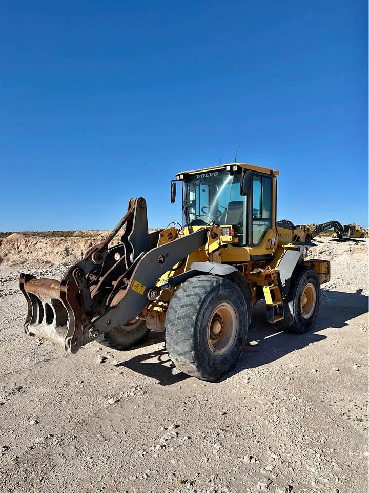 Used 2011 Volvo L90F Wheel Loaders Texas US | Zadoon Equipment #1470005
