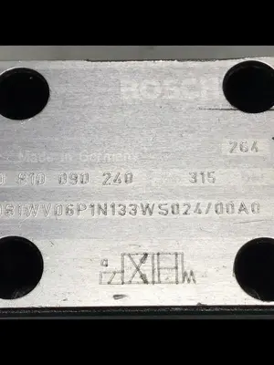 USED BOSCH 0 810 090 240
