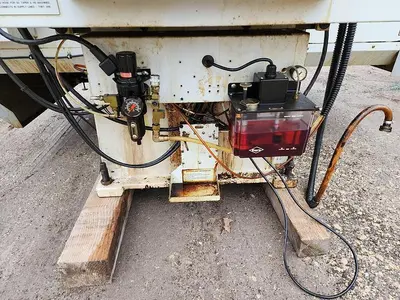 USED 2001 HAAS VF-2B