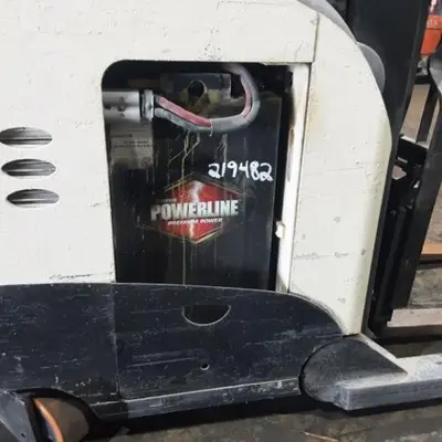 USED 2019 CROWN RR5725-45