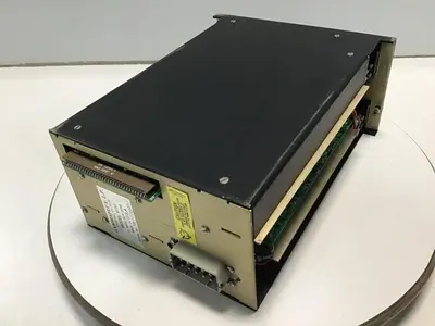 USED HUSKY 9152