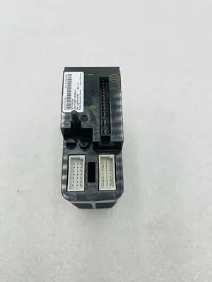 EMERSON DELTAV KJ3221X1-BA1 AO CARD 8 CH 4-20 MA HART SER 2 #K-2495