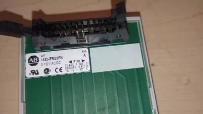 USED Allen-Bradley 1492-IFM20FN