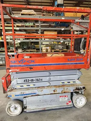 USED SKY-JACK SJIII-3219