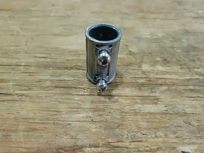 1/2" Set Screw Coupling