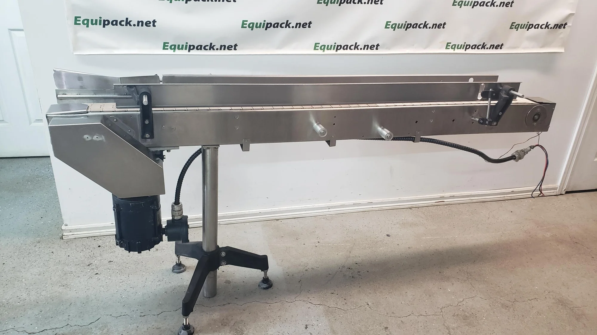Sanitry Conveyor Pharma in Stainless Steel on legs # 7717