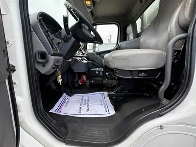Used 2019 FREIGHTLINER M2 106 Tractors & Trailers Florida US | Truck and Van Outlet #1506258