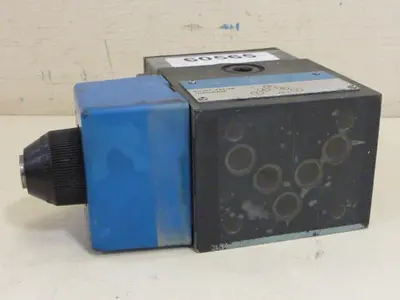 USED VICKERS PA5DG4S4LW012AB60