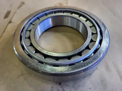 NEW SKF 30219 J2