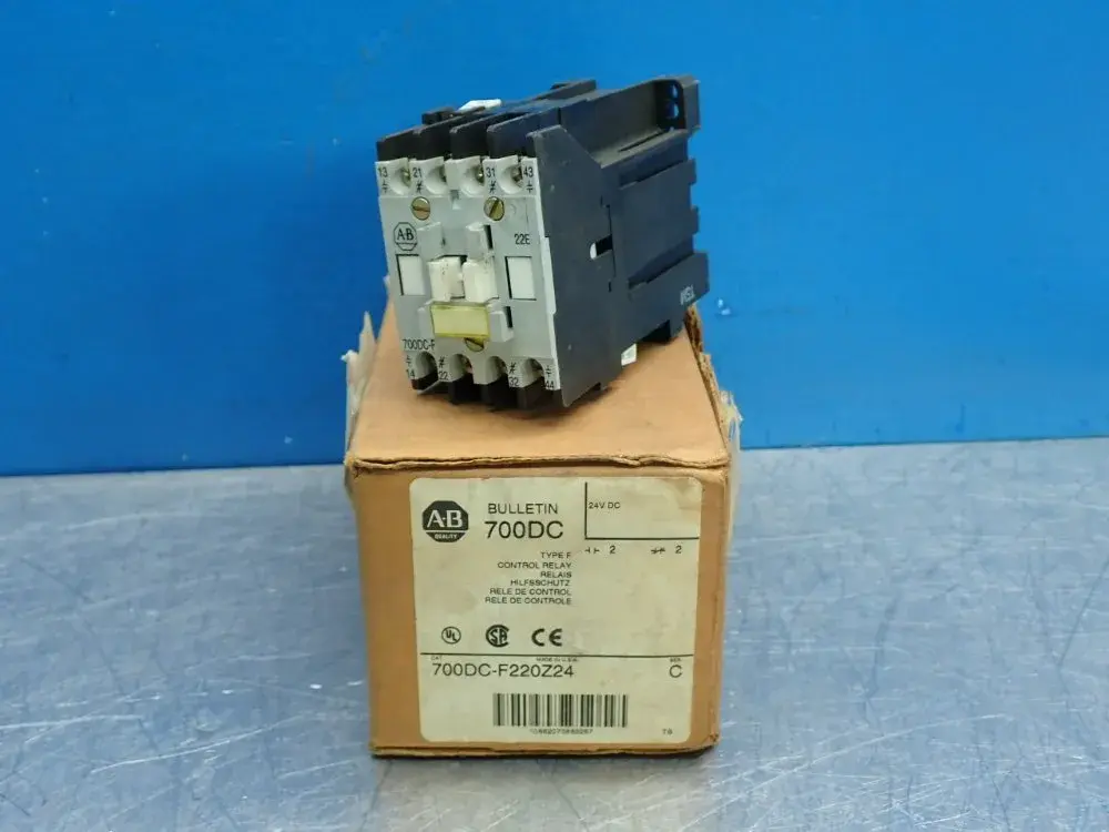 NEW ALLEN BRADLEY 700DCF220Z24