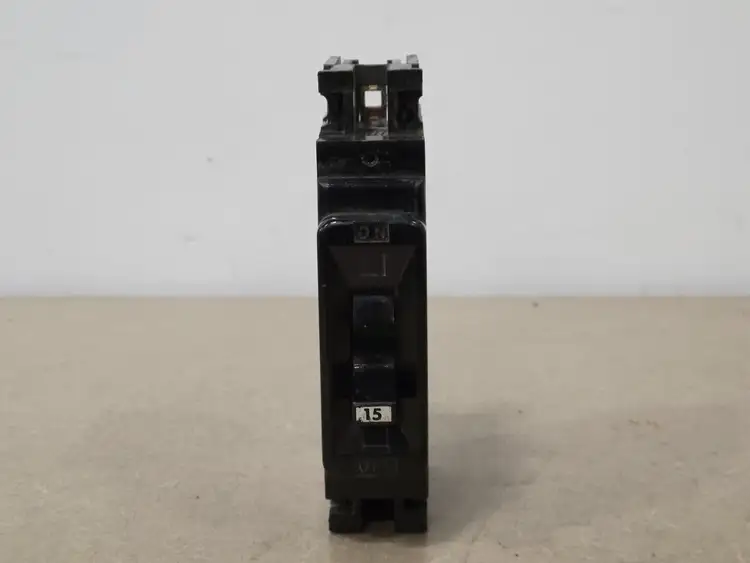 Used FEDERAL PIONEER NEF311015 Switchgears British Columbia CA | Lenmark #241048