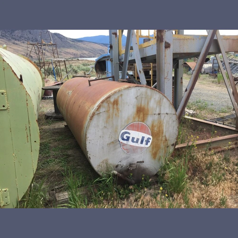 1,000 Gallon Steel Tank