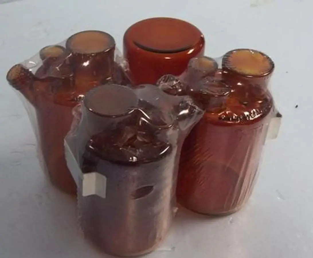 QTY. 4. METROHM AMBER TITRATION VESSELS ( NEW)....