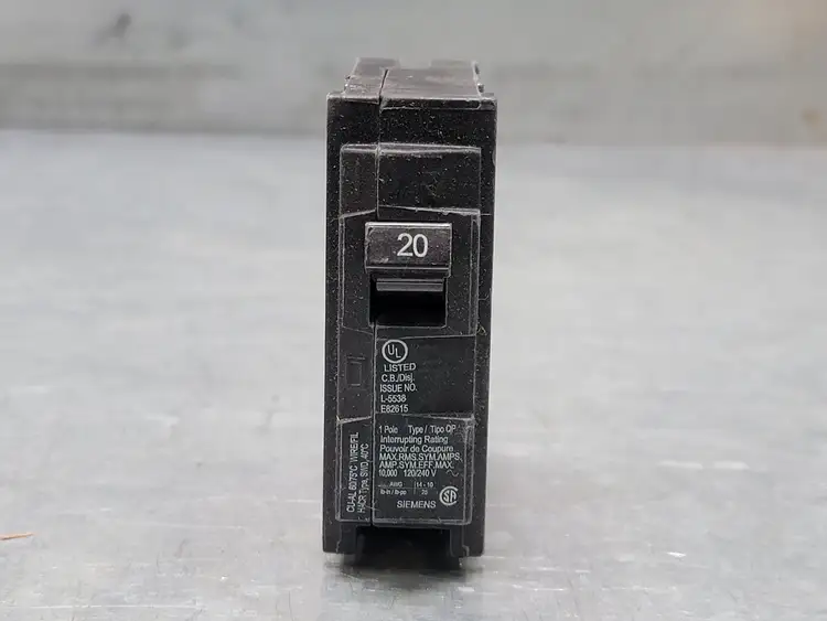 Used SIEMENS Q120 Switchgears British Columbia CA | Lenmark #243537
