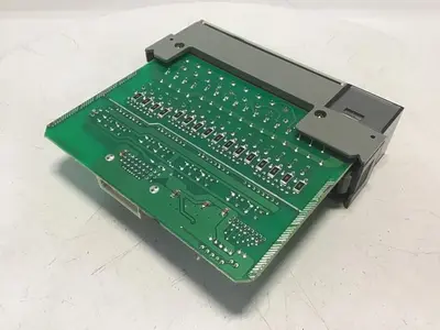 USED ALLEN BRADLEY 1746-IA16 SER C