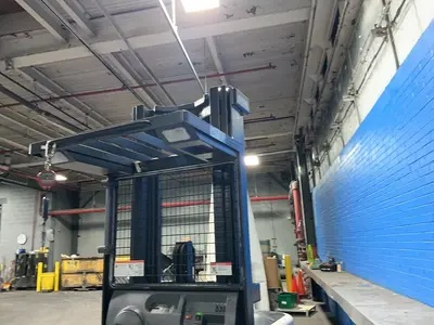 Used CROWN SP352030 Electric Lifters Ohio US | HGR 24 #1446268