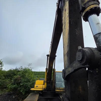 2000 KOMATSU PC400LC-6LM Excavator | Iron Listing (35)