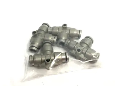 USED SMC UNION TEE FITTING, METAL, NICKEL-PLATED