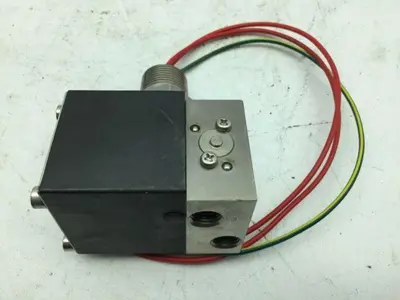 Asco 8355A001EED2 Solenoid Valve  Hazardous Location  1/4 " NPT 24 VDC