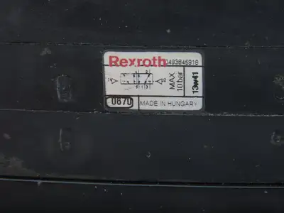 Rexroth Aventics 6-Station Manifold Pneumatic Directional Solenoid Valve Bank