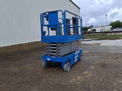 USED 2017 Genie GS-3246