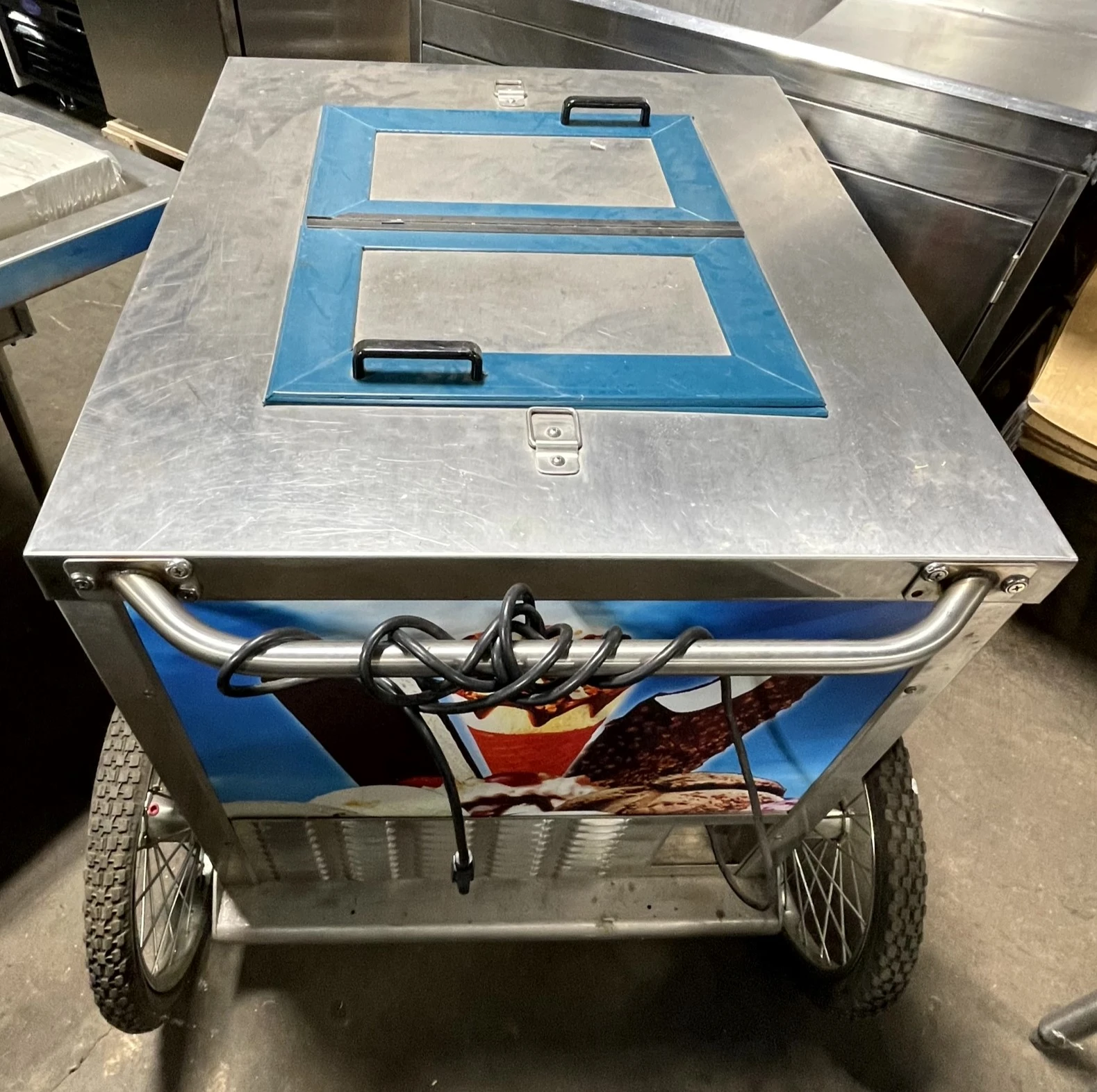 72-0383 Coldtech 6CT-L4-00 Self Contained Low Temp Ice Cream Vending Cart