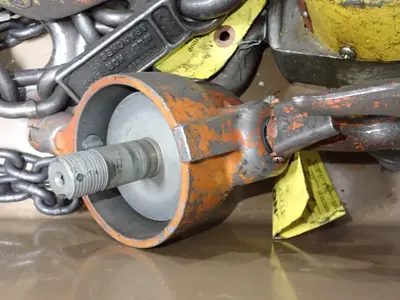 Chain Hoists / Lifting Equipment