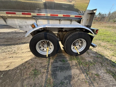 Used 2009 WALKER MILK TANKER TRAILER Liquid Supply Trailers Michigan US | Miedema Asset Management Group #1709522