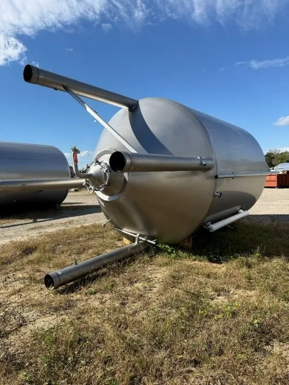 Used 2010 MUELLER 8,300 GALLON Stainless Steel Tanks New Jersey US | Perry Equipment #871163