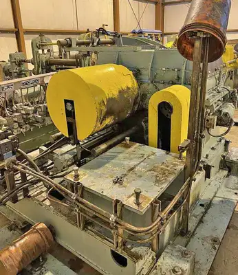 20,000# x 28" Waterbury Reversing Recoiler