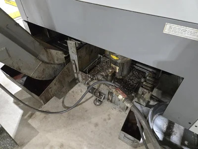 Hyundai SKT-400C F21ITB CNC Lathe w/ Tailstock and Indexer, 10 Slot Turret, LNS Conveyor, 3-Jaw