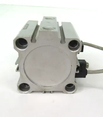 USED SMC NCDQ2B40-20D