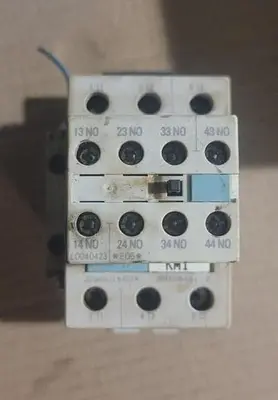 USED SIEMENS 3RT1035-1BB40