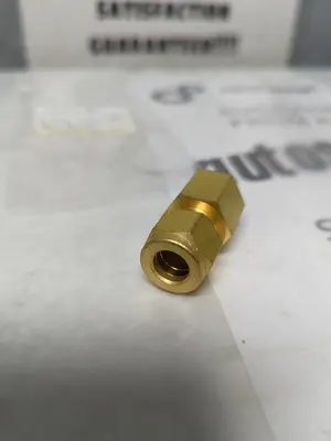 New | in-Stock SWAGELOK B-600-7-4 Valves/Fittings Ohio US | Surplus Asset Holdings #1245145