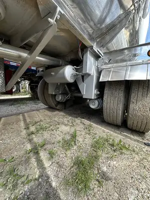 Used 2005 POLAR 406 Tanker Trailers Texas US | MCO Truck & Equipment #1513771