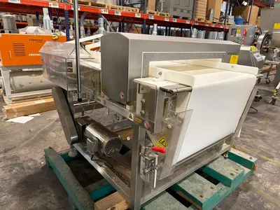 Used METTLER TOLEDO SAFELINE Metal Detectors Illinois US | M&M Equipment Corp. #1385645