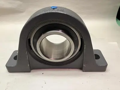 New | in-Stock PEER UCP212-39 Bearings | Surplus Asset Holdings #1188595