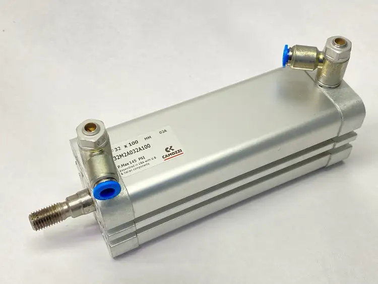 Used CAMOZZI _UNKNOWN_ Pneumatic Cylinders | Maverick Industrial Sales #1101370