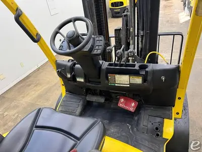 USED 2016 HYSTER H80FT