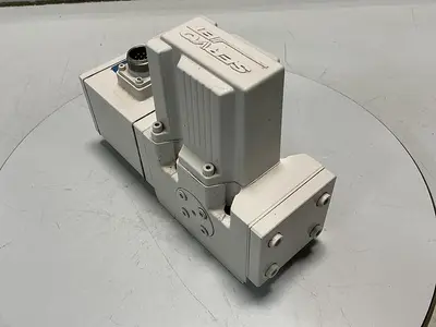 USED MOOG D661-5009