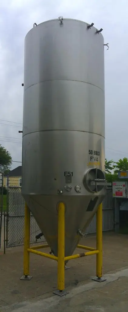 SPC9199  Tank 2000 gallon vertical tank, Stainless Steel, 20 PSI jacket, conical