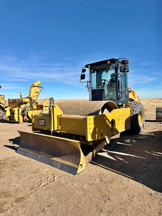 Used 2019 Caterpillar CS68B Roller Compactors Wyoming US | Zadoon Equipment #1480770
