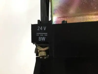 USED TELEMECANIQUE LP1D4011