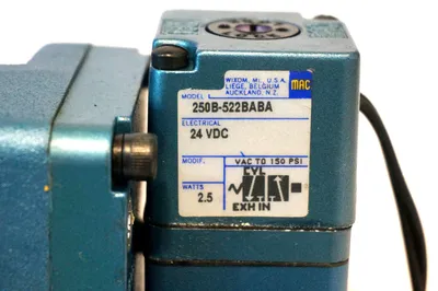 NEW MAC VALVES 57C-13-522BABA PNEUMATIC VALVE 57C13522BABA